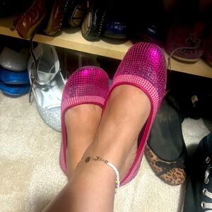 Sparkly hot pink flats!!!